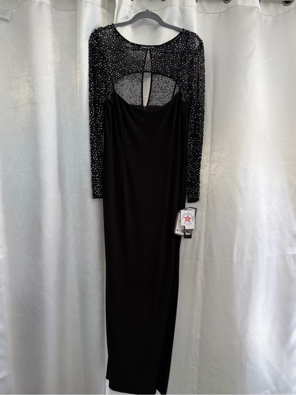 NWT Betsy & Adam Womens
Black Beaded Embellished
Cutout Long Sleeve Gown Sz 14 P - Picture 14 of 14